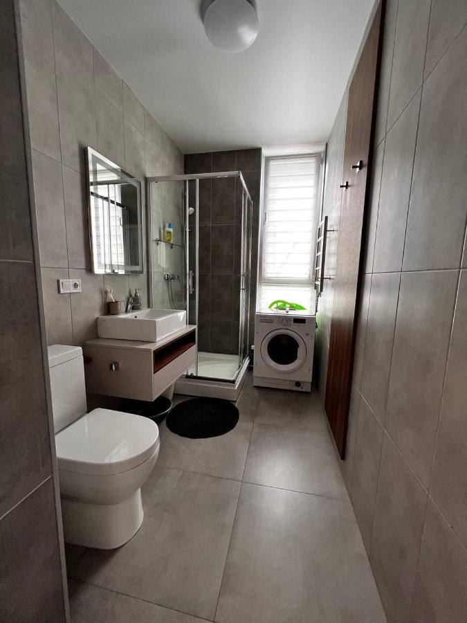 Nyvky Like Home - Apt 49 Kijev Kültér fotó